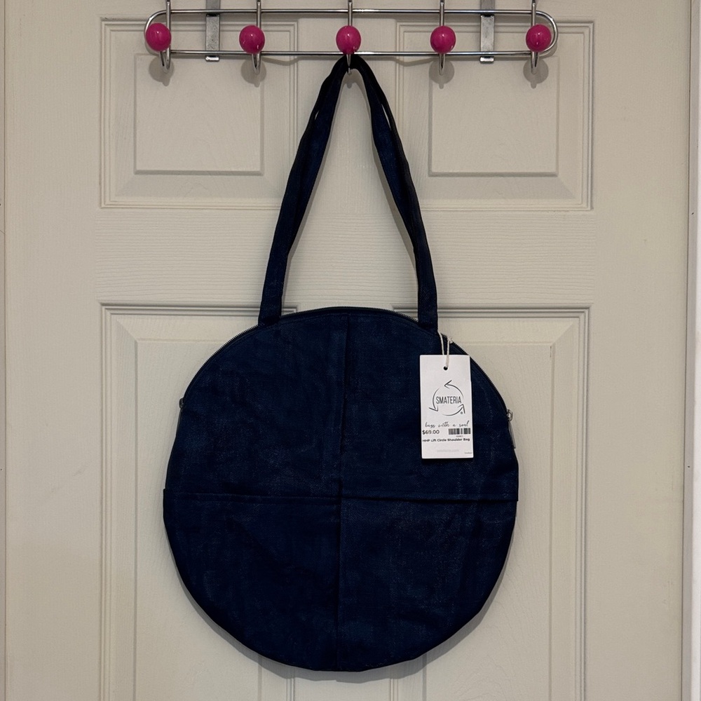 Chic Navy Round Tote Bag